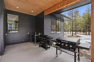 55401 Heierman Dr, Bend, OR 97707 - Photo 73