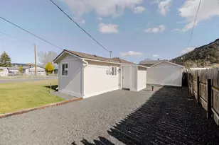 2240 SE Roadway Ln, Prineville, OR 97754 - Photo 35