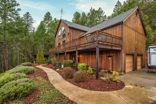 696 Yearly Way, Grants Pass, OR 97527 - Photo 3