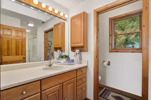 696 Yearly Way, Grants Pass, OR 97527 - Photo 33