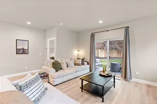 1667 SW Black Butte Ct, Redmond, OR 97756 - Photo 7