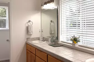 11889 Williams Hwy, Grants Pass, OR 97527 - Photo 23