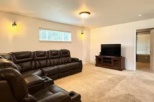 11889 Williams Hwy, Grants Pass, OR 97527 - Photo 11