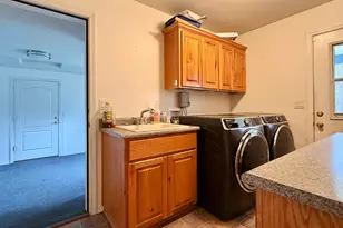 11889 Williams Hwy, Grants Pass, OR 97527 - Photo 33