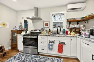 620 E D St, Jacksonville, OR 97530 - Photo 39