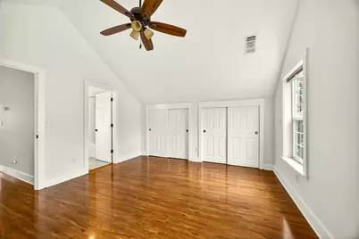 620 E D Street, Jacksonville, OR 97530 - Photo 27