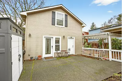 620 E D Street, Jacksonville, OR 97530 - Photo 35