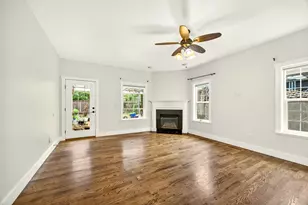 620 E D St, Jacksonville, OR 97530 - Photo 11