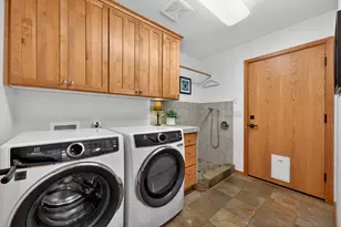 3695 NW Kirkaldy Ct, Bend, OR 97703 - Photo 37