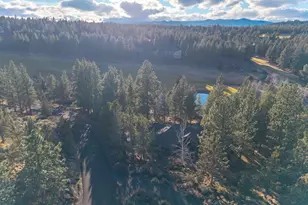 3695 NW Kirkaldy Ct, Bend, OR 97703 - Photo 53