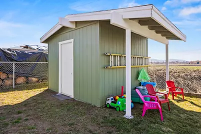 4746 Sayler Street, Klamath Falls, OR 97603 - Photo 7