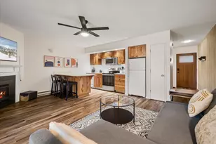 19717 SW Mount Bachelor Dr, Bend, OR 97702 - Photo 5