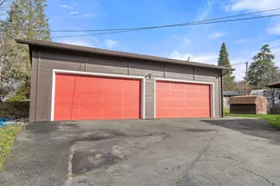420 NW Savage St, Grants Pass, OR 97526 - Photo 29