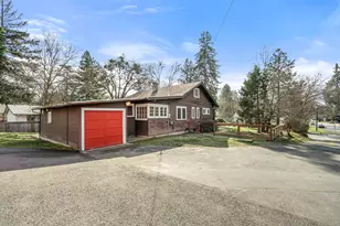 420 NW Savage St, Grants Pass, OR 97526 - Photo 5