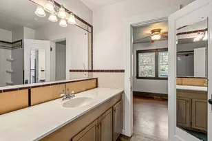 420 NW Savage St, Grants Pass, OR 97526 - Photo 11