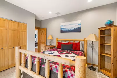 17039 Cooper Drive, Bend, OR 97707 - Photo 15