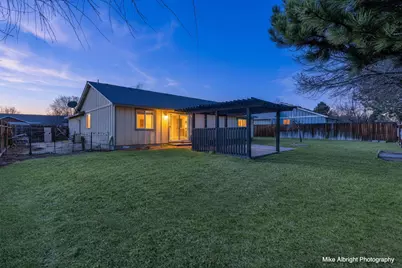 2215 SW Stonehedge Court, Redmond, OR 97756 - Photo 31