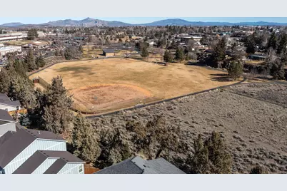 2215 SW Stonehedge Court, Redmond, OR 97756 - Photo 39