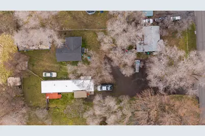 2118 Wiard Street, Klamath Falls, OR 97603 - Photo 5