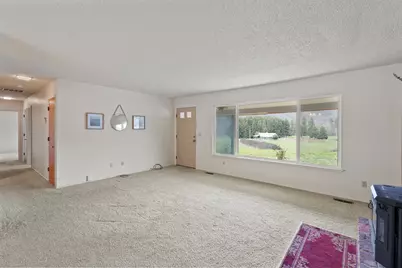 17770 Highway 238, Grants Pass, OR 97527 - Photo 11