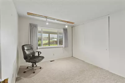 17770 Highway 238, Grants Pass, OR 97527 - Photo 13