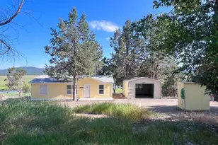 25016 Drews Rd, Sprague River, OR 97639 - Photo 3