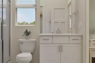 2647 NW 26th Lp N, Redmond, OR 97756 - Photo 11