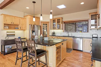 268 NW Scenic Heights Drive, Bend, OR 97703 - Photo 19