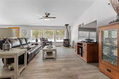 53315 Holiday Drive, La Pine, OR 97739 - Photo 11