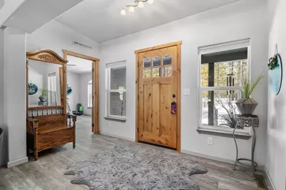 53315 Holiday Drive, La Pine, OR 97739 - Photo 9