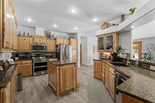 53315 Holiday Dr, La Pine, OR 97739 - Photo 19