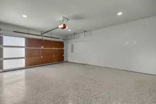 2565 NW Rippling River Ct, Bend, OR 97703 - Photo 27