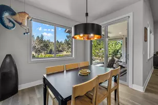 2565 NW Rippling River Ct, Bend, OR 97703 - Photo 21