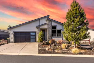2565 NW Rippling River Ct, Bend, OR 97703 - Photo 1