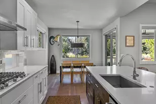 2565 NW Rippling River Ct, Bend, OR 97703 - Photo 19