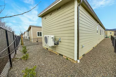 4069 S Pacific Highway #42, Medford, OR 97501 - Photo 27
