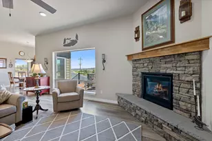 2213 NE Bunchgrass Ct, Madras, OR 97741 - Photo 3