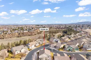 1959 NW 18th St, Redmond, OR 97756 - Photo 31