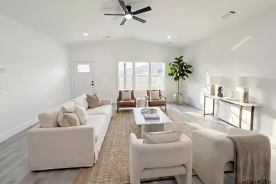 465 Arnos Street, Talent, OR 97540 - Photo 5