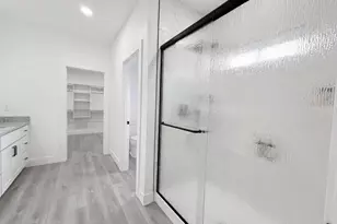 465 Arnos St, Talent, OR 97540 - Photo 11