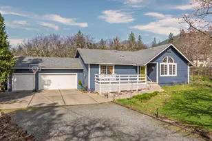 342 Appaloosa Ln, Grants Pass, OR 97526 - Photo 3