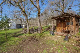 342 Appaloosa Ln, Grants Pass, OR 97526 - Photo 5