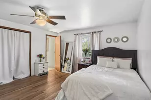 61585 E Lake Dr, Bend, OR 97702 - Photo 31