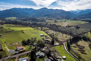 273 Theo Dr, Talent, OR 97540 - Photo 43