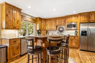 18189 Oregon Loop, Sunriver, OR 97707 - Photo 3