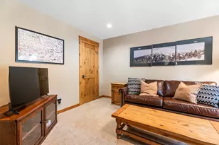 18189 Oregon Loop, Sunriver, OR 97707 - Photo 23