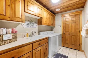 18189 Oregon Loop, Sunriver, OR 97707 - Photo 25