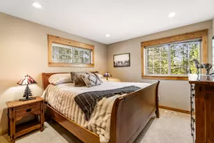 18189 Oregon Loop, Sunriver, OR 97707 - Photo 31