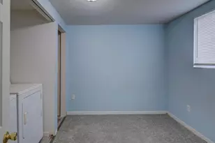 903 W 11th St, Medford, OR 97501 - Photo 39