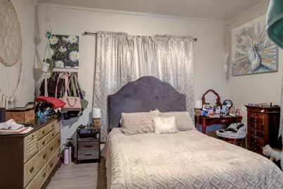 903 W 11th Street, Medford, OR 97501 - Photo 11